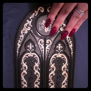 Kat Von D saint and sinner palette 👁